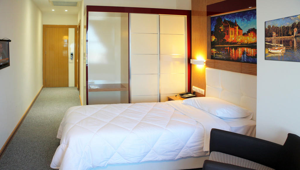 Ege Sevilen Hotel Turgutlu Pokoj fotografie